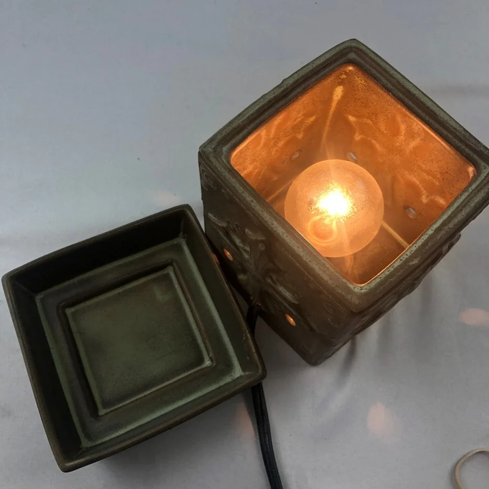 Scentsy DSW-HOPE Celtic Cross Electric Wax Warmer Brown Green Ceramic